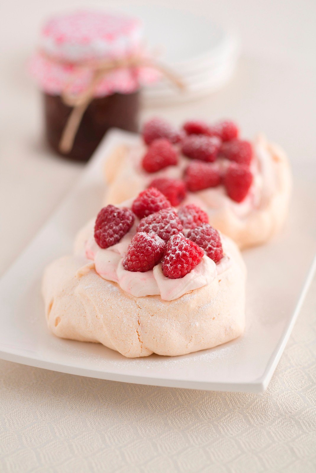 Raspberry Pavlova